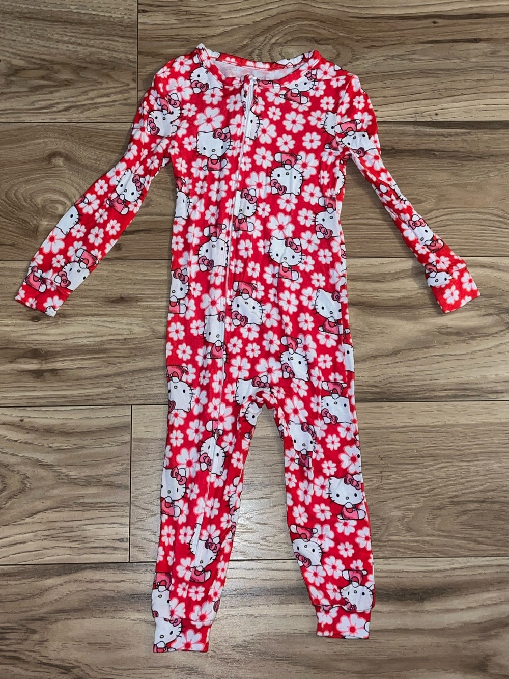 Sanrio Hello Kitty sleeper